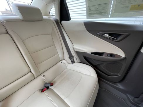 Used 2024 Chevrolet Malibu LT image 37