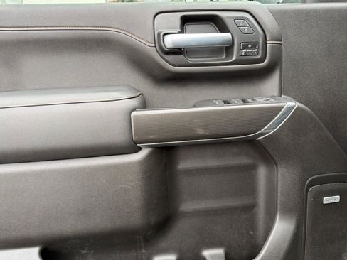 Used 2021 GMC Sierra 3500 AT4 w/ AT4 Premium Plus Package AWD/4WD image 14