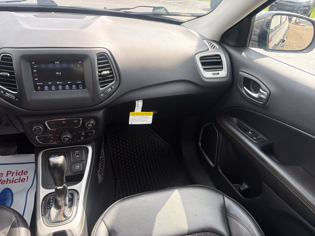 Used 2021 Jeep Compass Latitude w/ Convenience Group AWD/4WD image 23