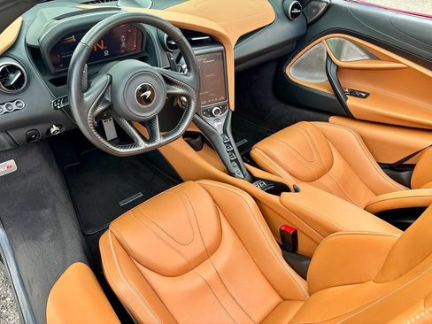 Used 2022 McLaren 720S Luxury RWD image 21