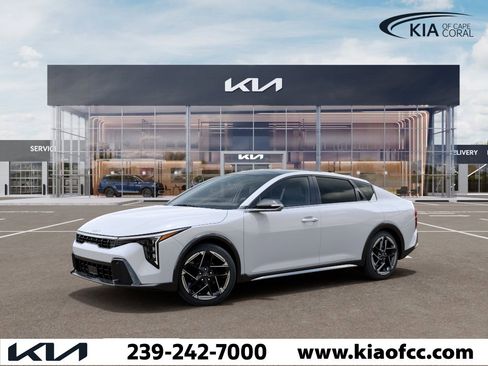 New 2026 Kia K4 GT-Line FWD image 3