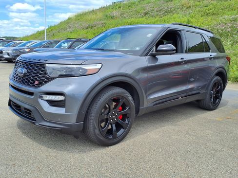 Used 2023 Ford Explorer ST w/ Equipment Group 401A AWD/4WD image 3