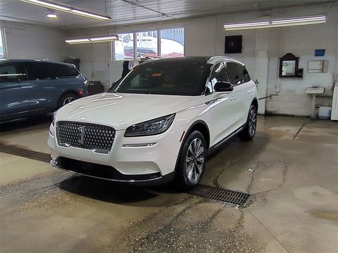 Used 2022 Lincoln Corsair Reserve w/ Equipment Group 201A image 1