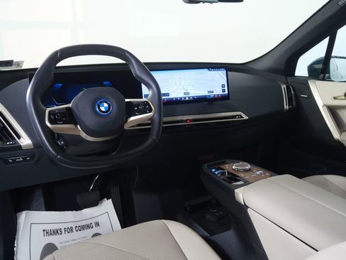 Used 2024 BMW iX xDrive50 w/ Premium Package image 18