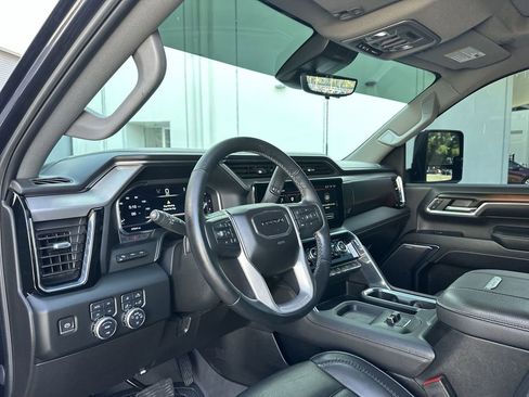 Certified 2024 GMC Sierra 2500 Denali w/ Denali Reserve Package AWD/4WD image 10