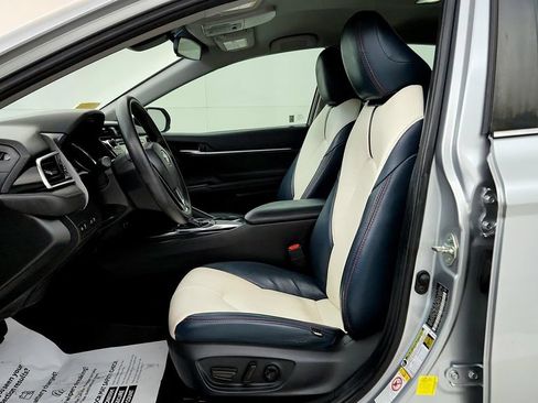 Certified 2018 Toyota Camry LE FWD image 25