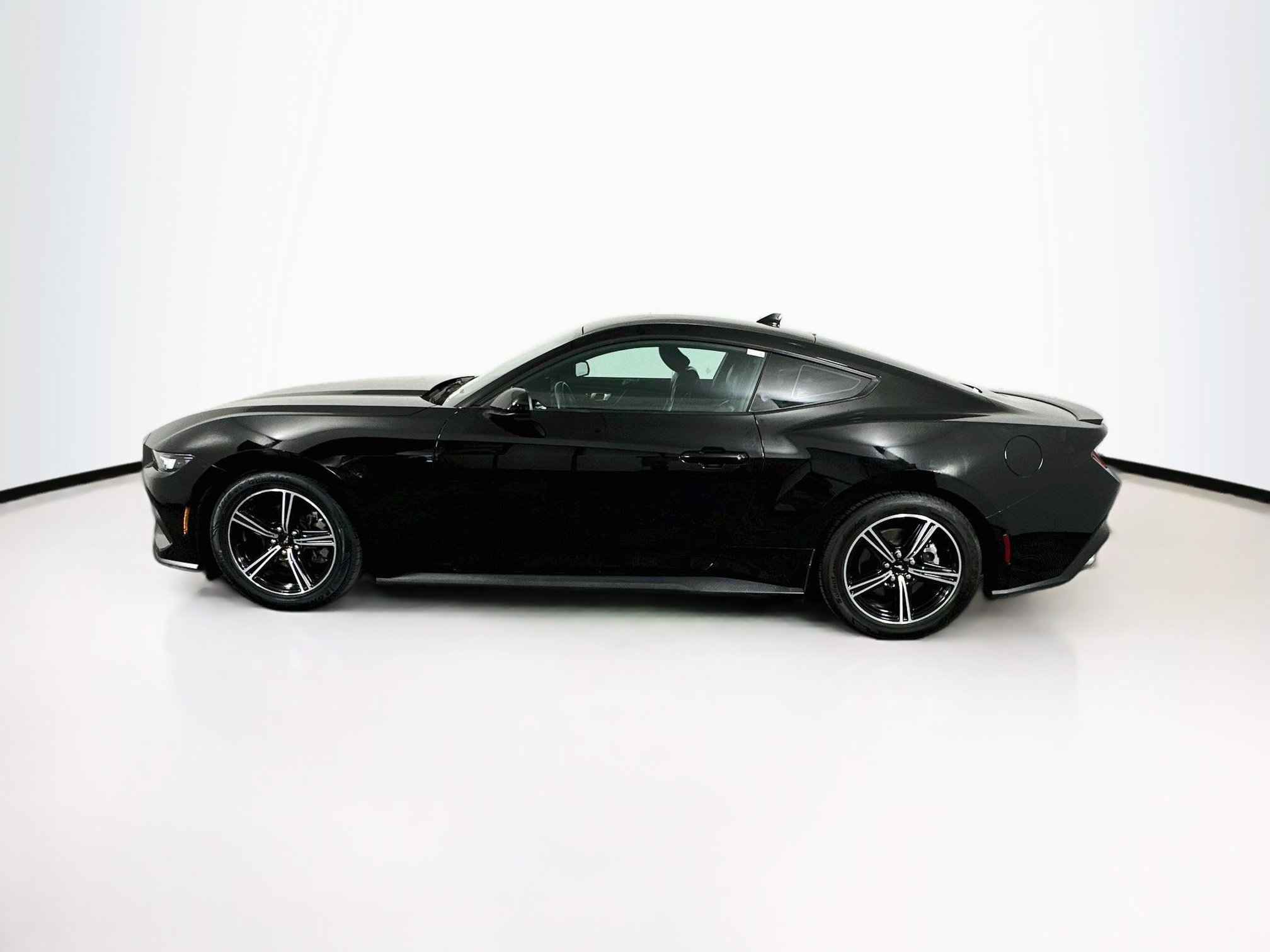 Used 2024 Ford Mustang Premium RWD image 4