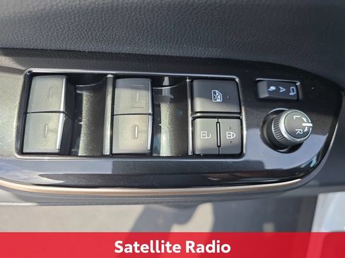 Certified 2026 Toyota Crown Platinum AWD/4WD image 31