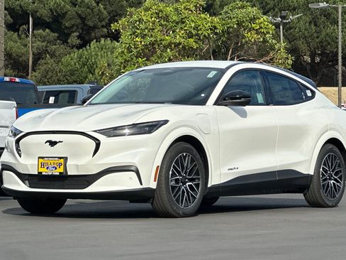 New 2025 Ford Mustang Mach-E Premium image 8