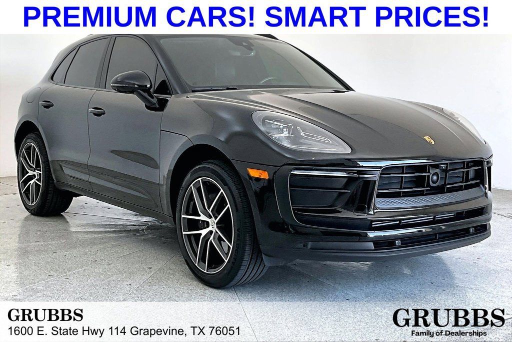 Used 2024 Porsche Macan w/ Premium Plus Package AWD/4WD image 1