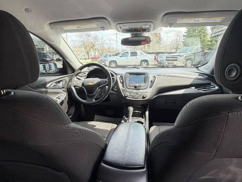 Used 2018 Chevrolet Malibu LT FWD image 31