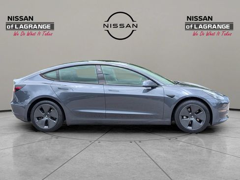 Used 2021 Tesla Model 3 Standard Range Plus RWD image 4