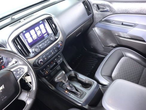 Used 2018 Chevrolet Colorado Z71 AWD/4WD image 31