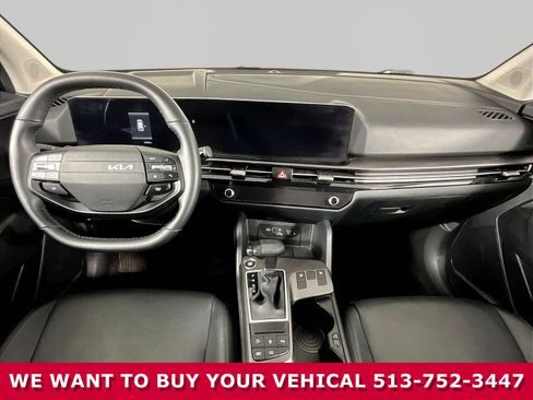 Used 2026 Kia Sportage EX AWD/4WD image 7