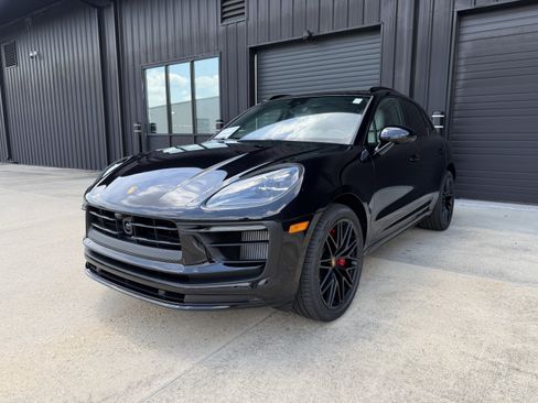 New 2026 Porsche Macan GTS AWD/4WD image 1