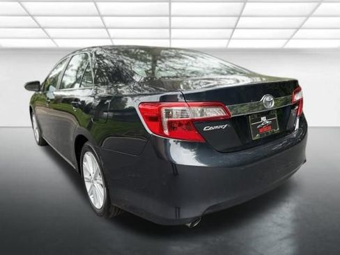 Used 2013 Toyota Camry XLE FWD image 3