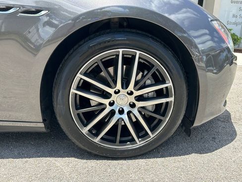 Used 2014 Maserati Ghibli RWD image 22