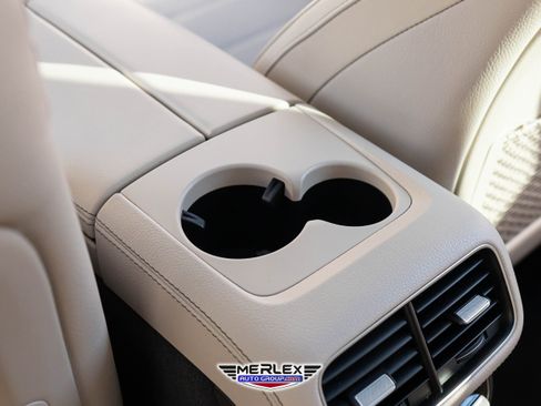 Used 2020 Mercedes-Benz GLS 580 4MATIC image 25