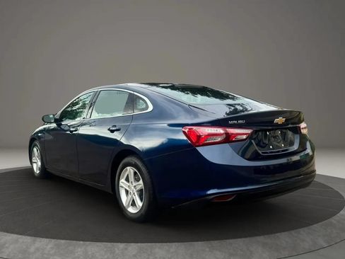 Used 2022 Chevrolet Malibu LT FWD image 11