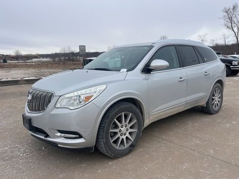 Used 2017 Buick Enclave Leather image 7