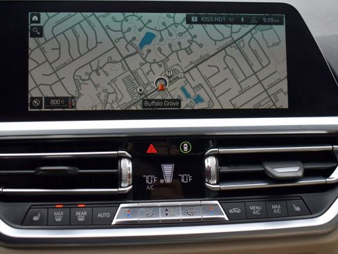 Used 2020 BMW 330i xDrive Sedan w/ Convenience Package image 17