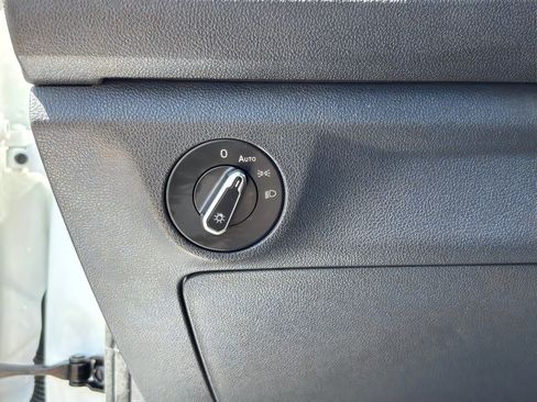 Used 2024 Volkswagen Jetta Sport FWD image 27