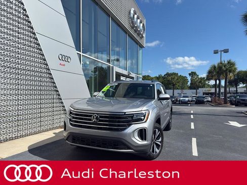 Used 2026 Volkswagen Atlas SE AWD/4WD image 1