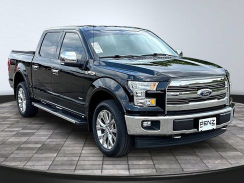 Used 2017 Ford F150 Lariat w/ Equipment Group 501A Mid AWD/4WD image 3