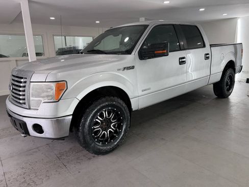 Used 2012 Ford F150 XLT w/ XTR Pkg AWD/4WD image 2