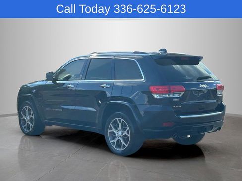 Used 2020 Jeep Grand Cherokee Overland AWD/4WD image 3