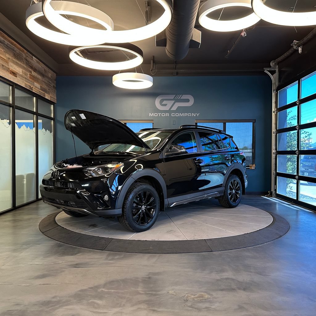 Used 2018 Toyota RAV4 Adventure AWD/4WD image 25