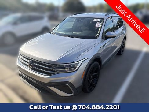 Used 2023 Volkswagen Tiguan S w/ Driver Assistance Package FWD image 1