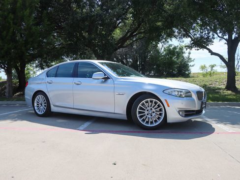 Used 2011 BMW 535i Sedan RWD image 1