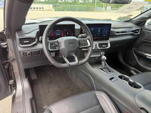 Used 2026 Ford Mustang Premium RWD image 16