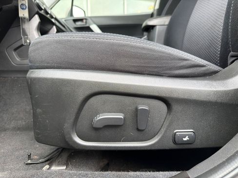 Used 2014 Subaru Forester 2.5i Premium w/ All-Weather Package AWD/4WD image 13