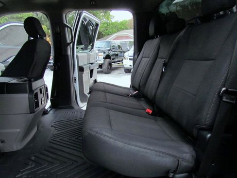 Used 2020 Ford F150 XL w/ Equipment Group 101A Mid RWD image 27