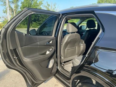 Used 2023 Buick Encore GX Select w/ Sport Touring Package FWD image 16