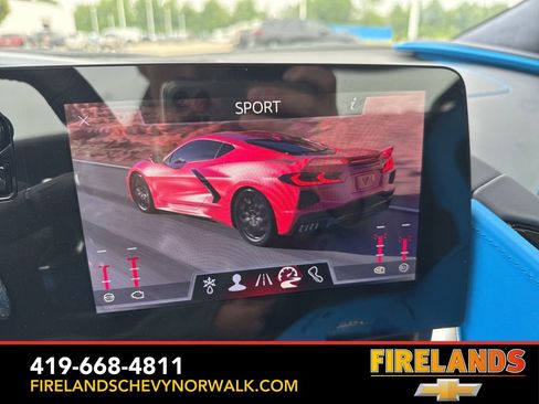 New 2025 Chevrolet Corvette Stingray Premium Cpe w/ Z51 Performance Package image 27