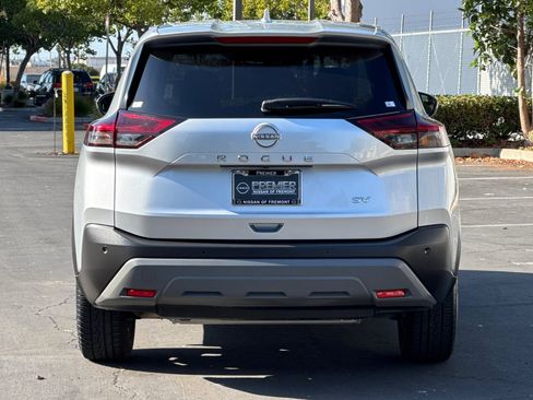 Certified 2023 Nissan Rogue SV image 5