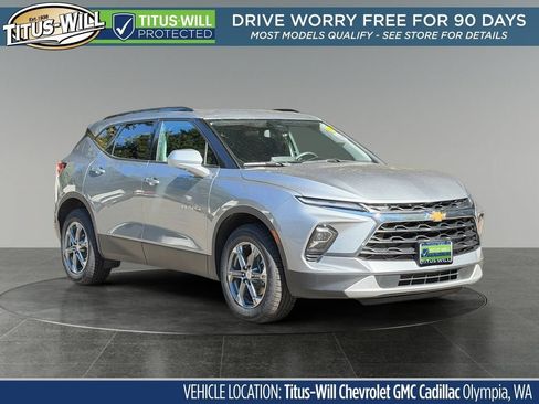 Used 2025 Chevrolet Blazer LT w/ Convenience Package AWD/4WD image 1