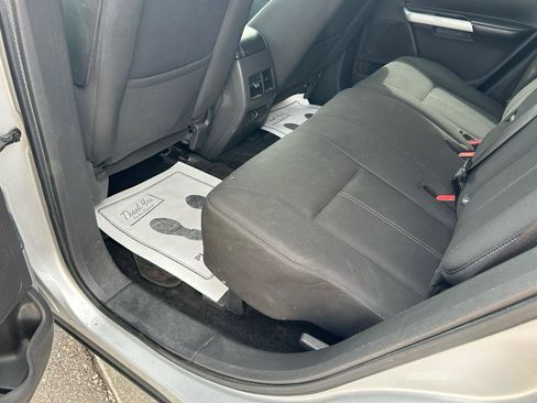 Used 2011 Ford Edge SE w/ 101A Rapid Spec Order Code image 9