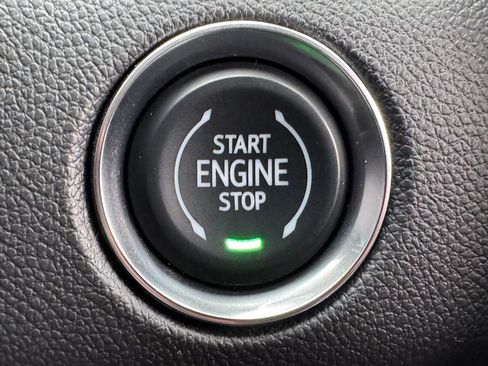 Used 2024 GMC Acadia Elevation image 15