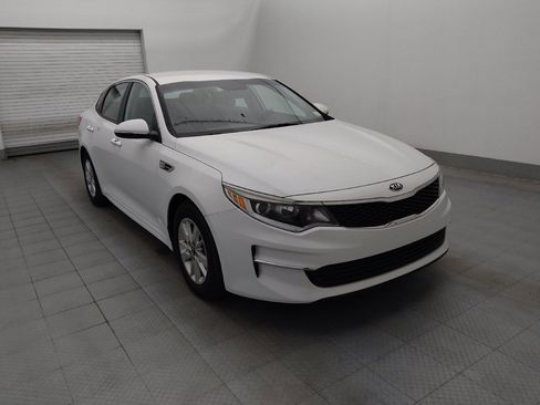 Used 2018 Kia Optima LX image 13