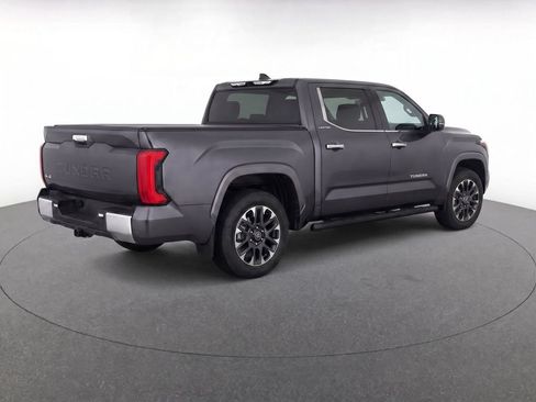 Used 2025 Toyota Tundra Limited AWD/4WD image 6