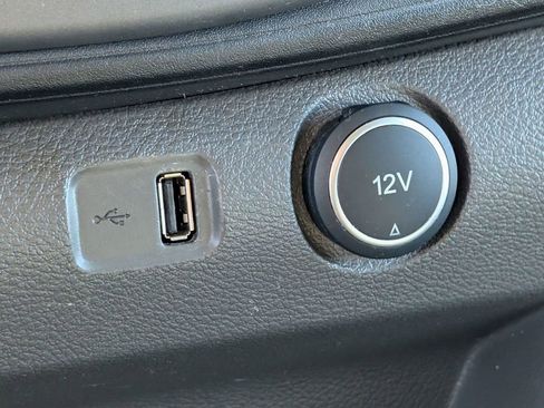 Used 2022 Ford Transit 350 XLT image 34