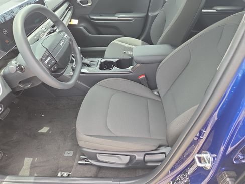New 2026 Kia K4 FWD image 4