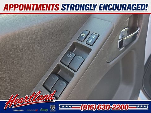 Used 2012 Suzuki Equator Sport AWD/4WD image 35