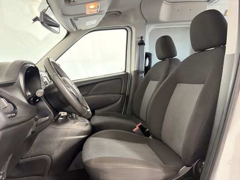Used 2016 RAM ProMaster City Tradesman FWD image 6