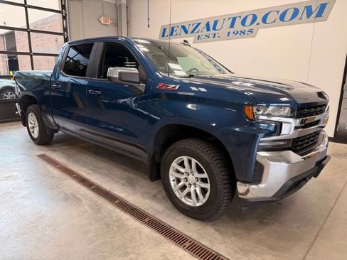 Used 2019 Chevrolet Silverado 1500 LT w/ All-Star Edition AWD/4WD image 2