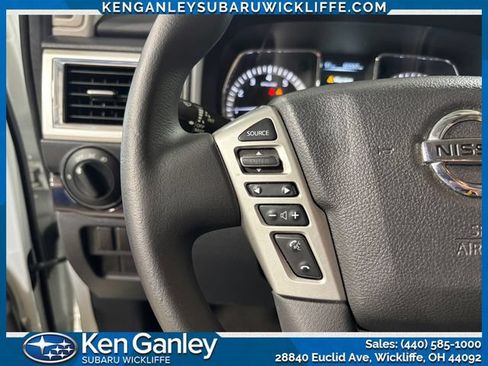 Used 2017 Nissan Titan SV AWD/4WD image 14